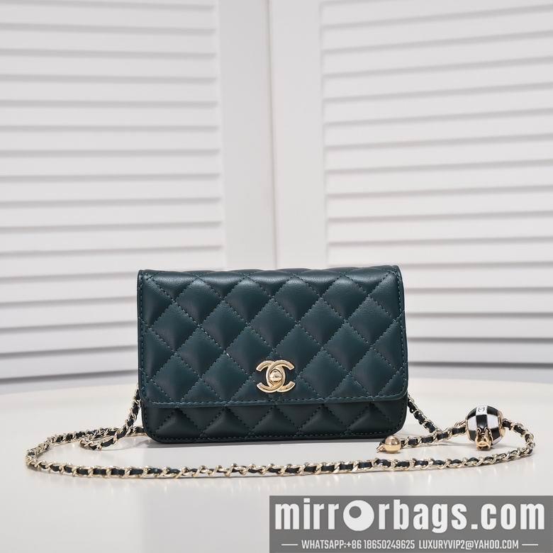 1:1 Replica Chanel Bags 33814 19X12X4.5cm WO 3