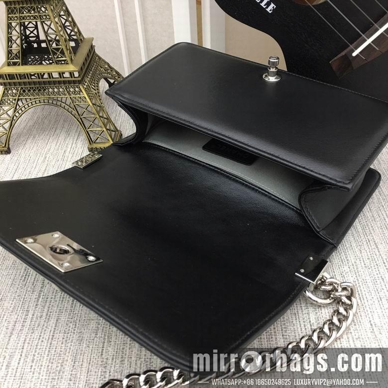 1:1 Replica Chanel Bags 67086 25X15X7.5cm XMY 24