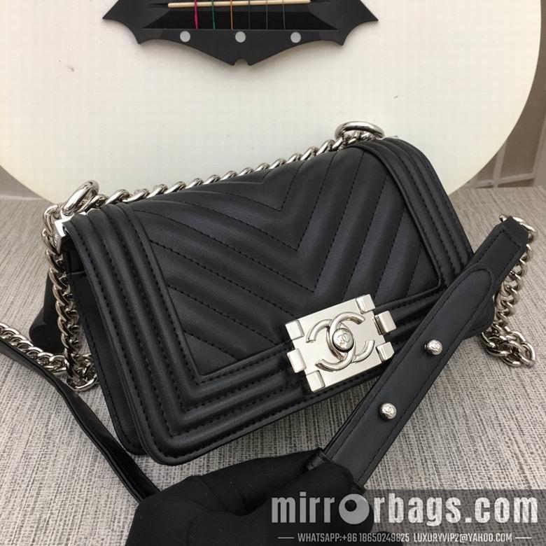 1:1 Replica Chanel Bags 67085 20X12X7.5cm XMY 19
