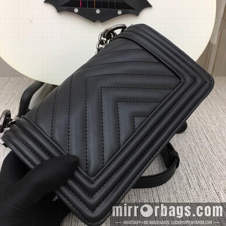 1:1 Replica Chanel Bags 67085 20X12X7.5cm XMY 17