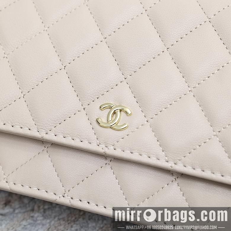 1:1 Replica Chanel Bags 33814 19cm YG 14