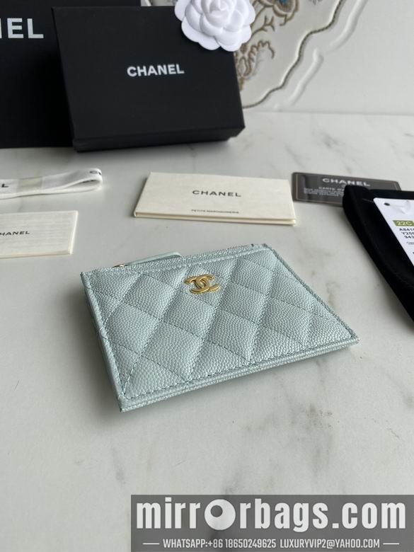 1:1 Replica Chanel Bags A84105 9X11.5cm YG 4