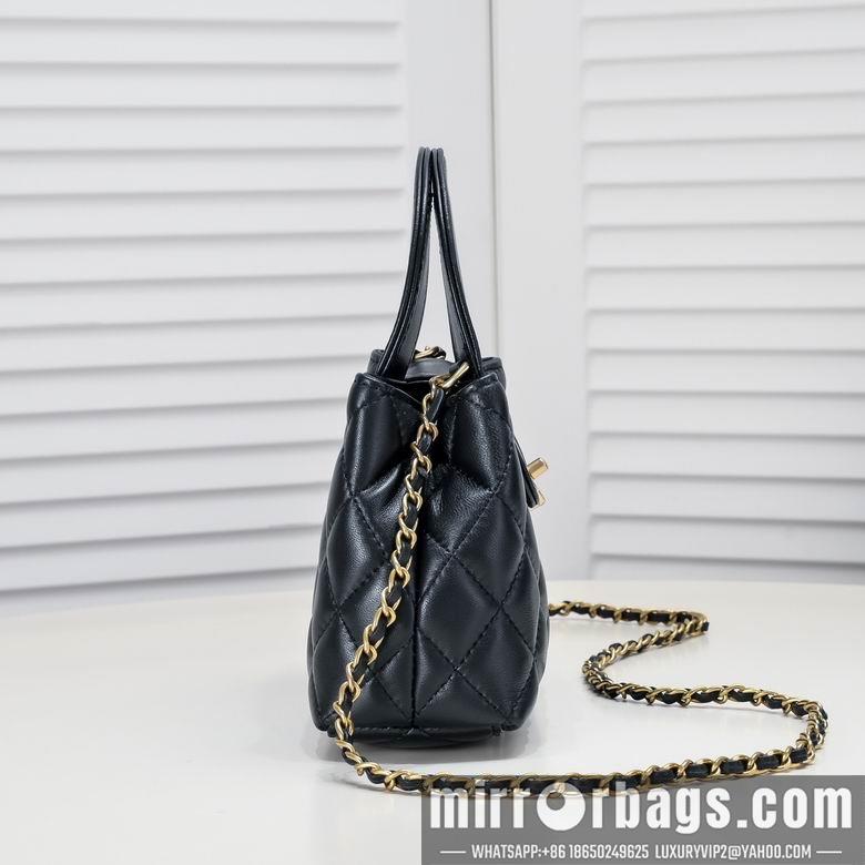 1:1 Replica Chanel Bags 6170 19X13X7cm WO 5