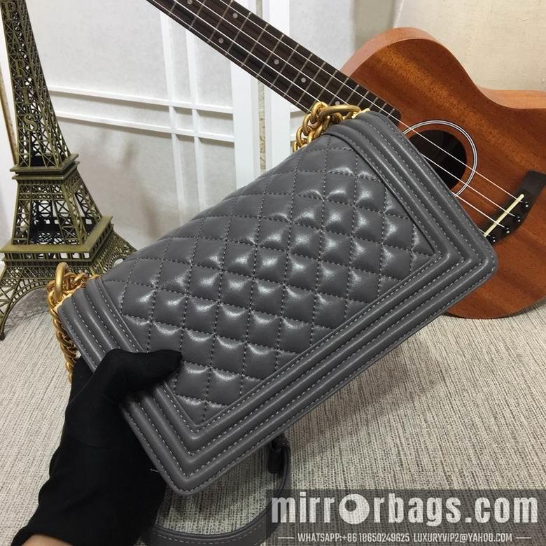 1:1 Replica Chanel Bags 67086 25X14X7cm XMY 2