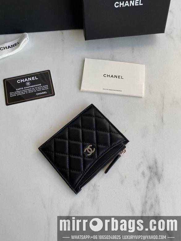 1:1 Replica Chanel Bags A84105 9X11.5cm YG 5