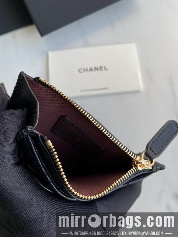 1:1 Replica Chanel Bags A84105 9X11.5cm YG 5