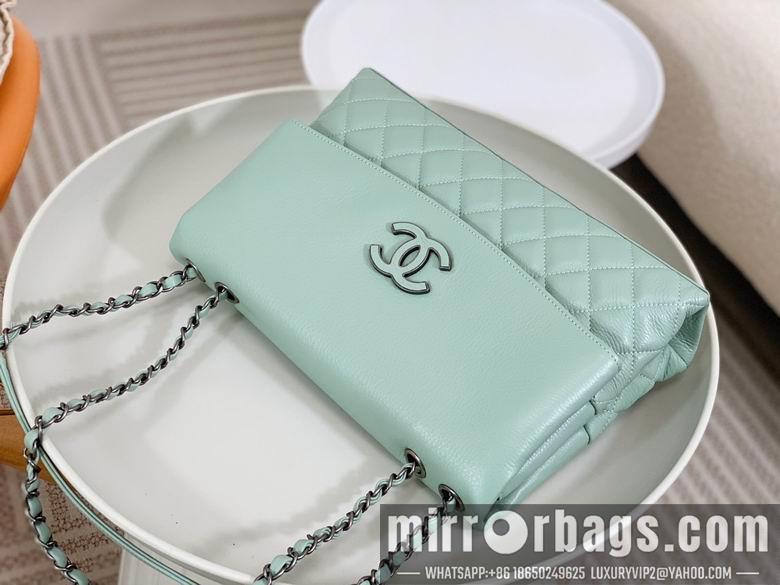 1:1 Replica Chanel Bags AO7095 32X7.5X19cm YG 4
