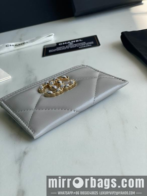 1:1 Replica Chanel Bags AP1167 11.2X7.5X0.5cm YG 4
