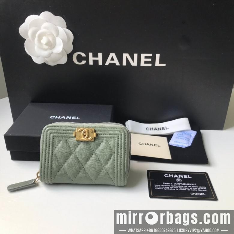 1:1 Replica Chanel Bags 80602 11X7.5cm YG 4