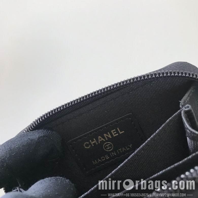 1:1 Replica Chanel Bags 80602 11X7.5cm YG 6