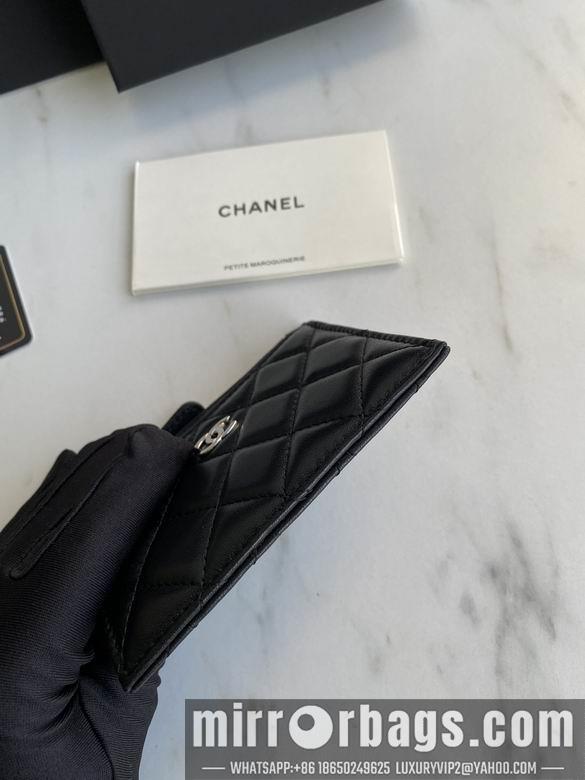 1:1 Replica Chanel Bags A84105 9X11.5cm YG 5