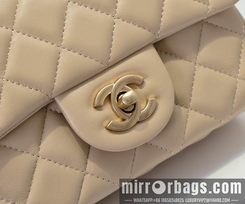 1:1 Replica Chanel Bags 9021 18X13X7cm XMY 4