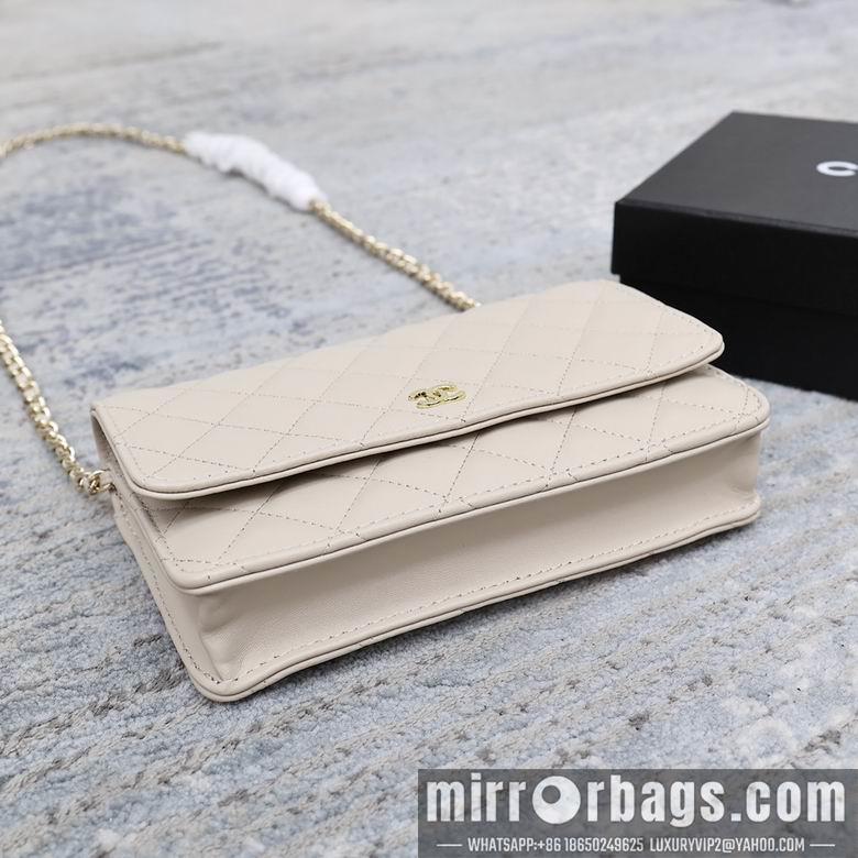 1:1 Replica Chanel Bags 33814 19cm YG 14