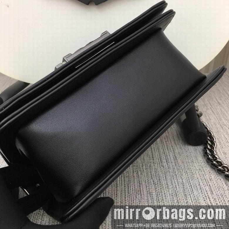 1:1 Replica Chanel Bags 67085 20X12X7.5cm XMY 17