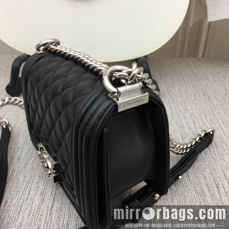 1:1 Replica Chanel Bags 67085 20X12X7.5cm XMY 12