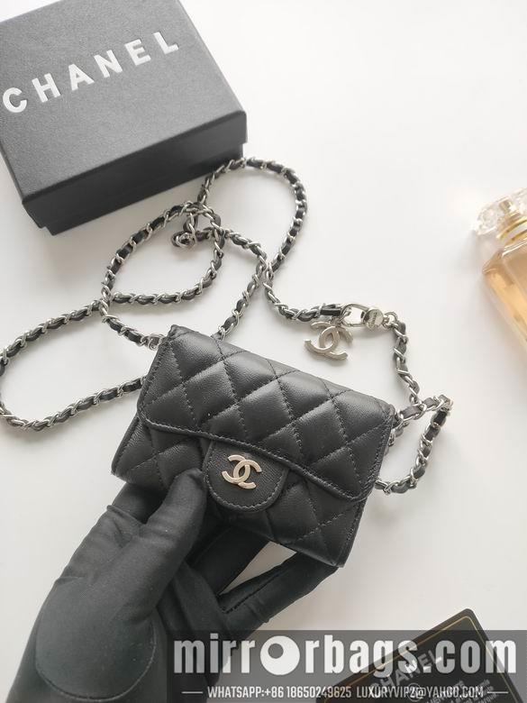 1:1 Replica Chanel Bags A8937 11.3X7.5X2.1cm YG 7
