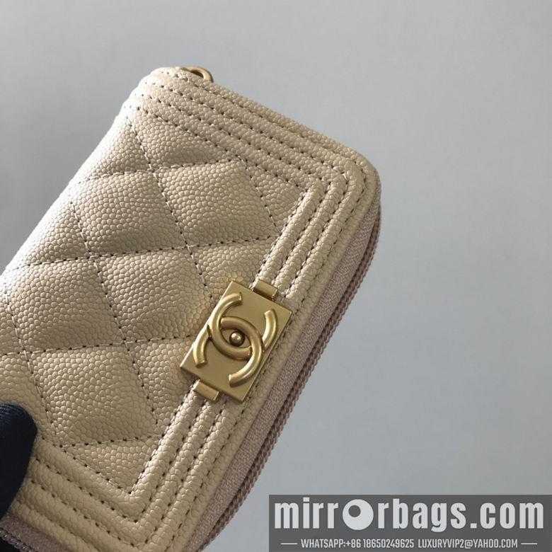 1:1 Replica Chanel Bags 80602 11X7.5cm YG 3