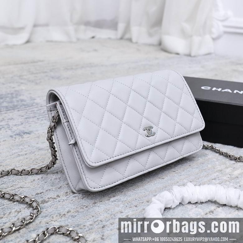 1:1 Replica Chanel Bags 33814 19cm YG 11