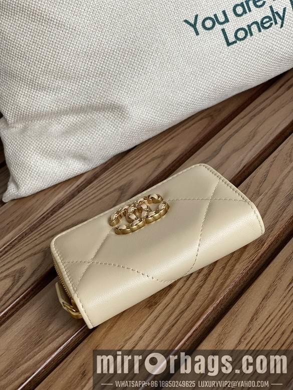 1:1 Replica Chanel Bags AP0949 7.5X2X11cm WO 2