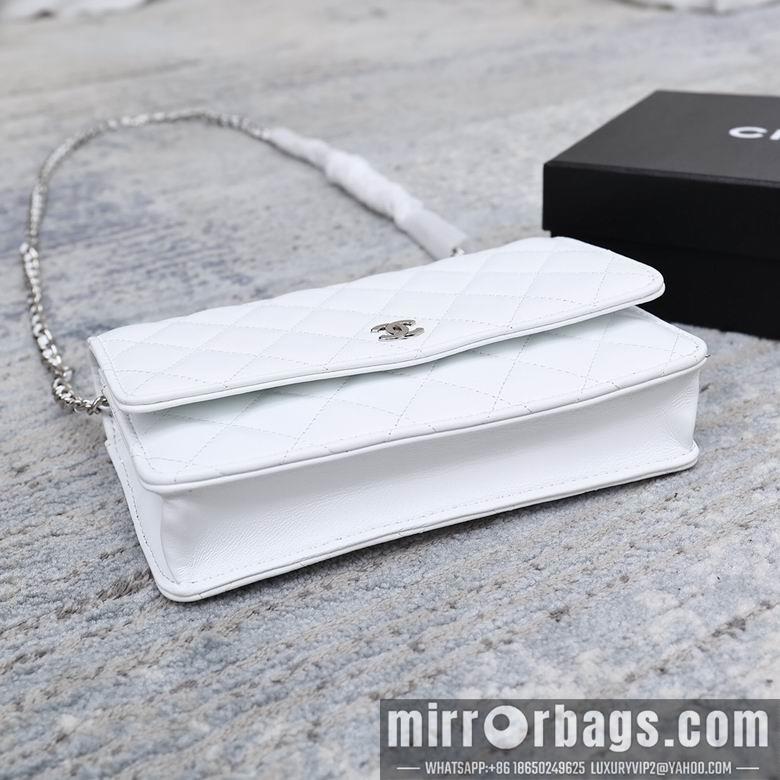 1:1 Replica Chanel Bags 33814 19cm YG 15