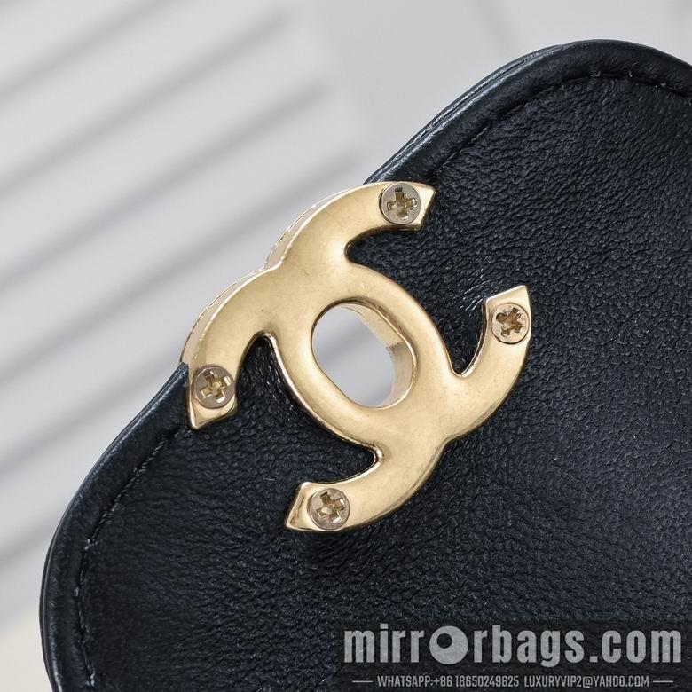 1:1 Replica Chanel Bags 6170 19X13X7cm WO 5