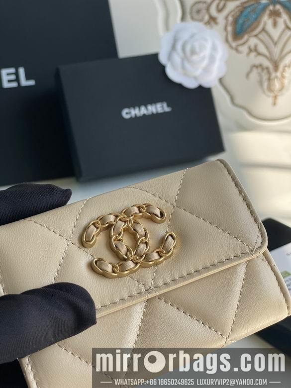 1:1 Replica Chanel Bags AP1790 11X8.5X3cm YG 5
