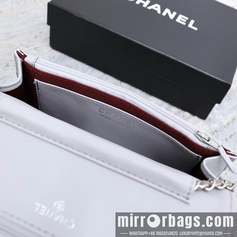 1:1 Replica Chanel Bags 33814 19cm YG 11