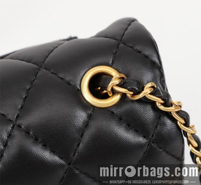 1:1 Replica Chanel Bags 6210 18cm XMY 3