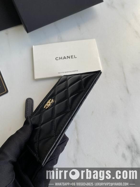 1:1 Replica Chanel Bags A84105 9X11.5cm YG 5