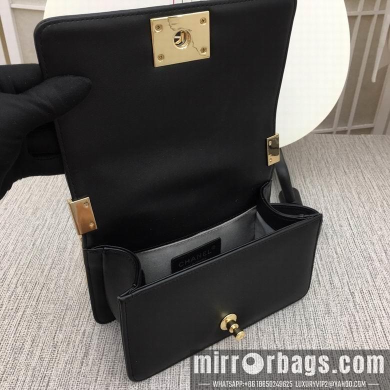 1:1 Replica Chanel Bags 67085 20X12X7.5cm XMY 18