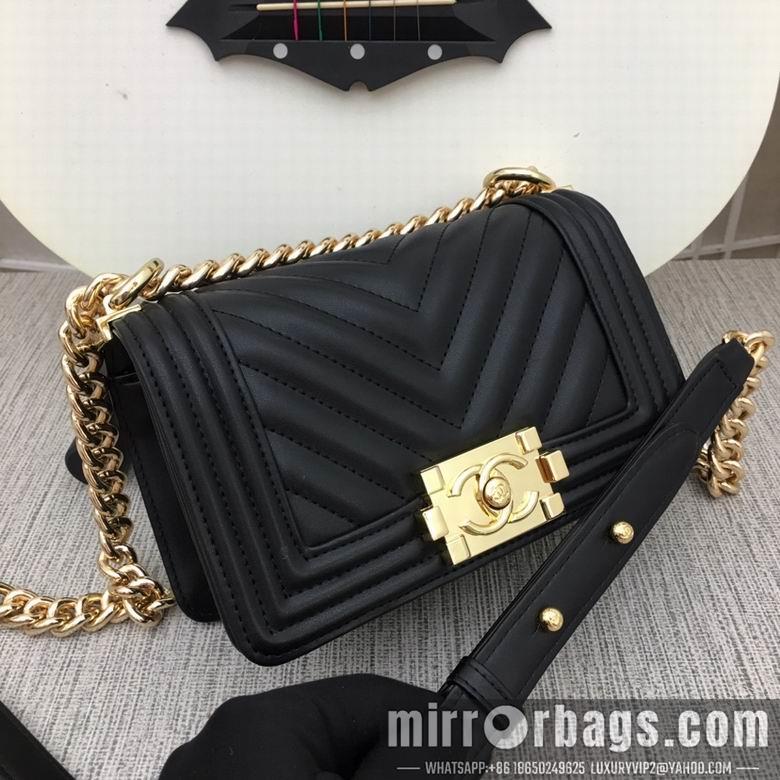 1:1 Replica Chanel Bags 67085 20X12X7.5cm XMY 18
