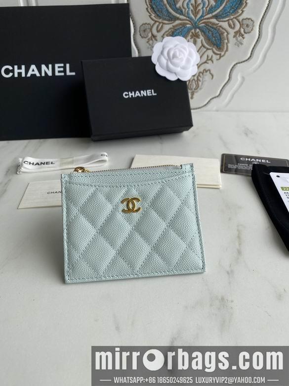 1:1 Replica Chanel Bags A84105 9X11.5cm YG 4