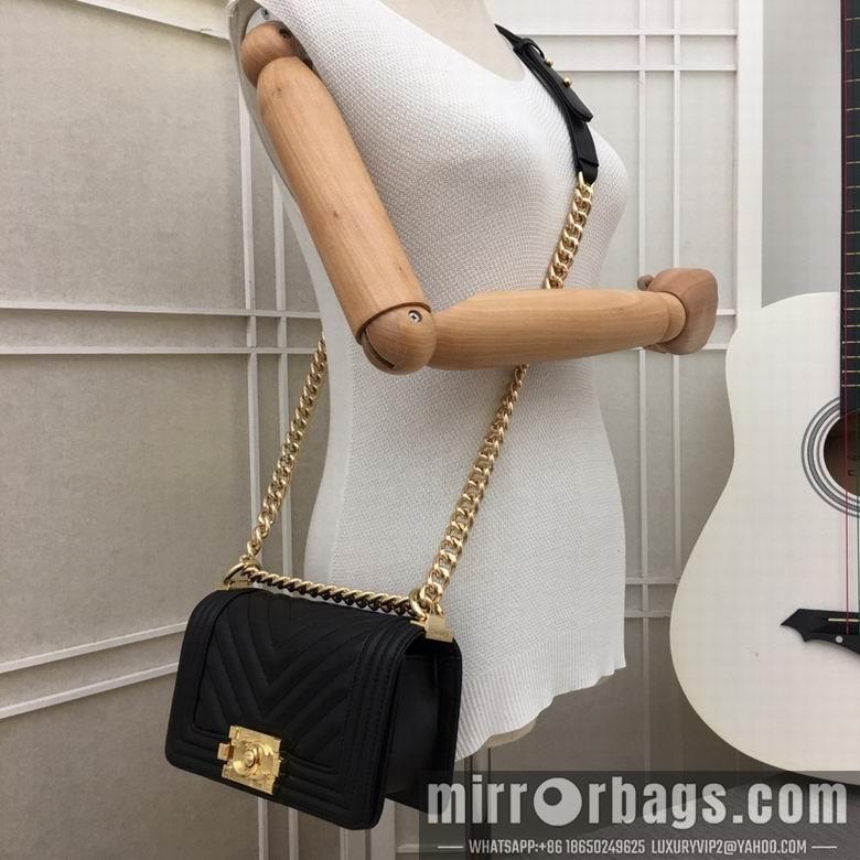 1:1 Replica Chanel Bags 67085 20X12X7.5cm XMY 18