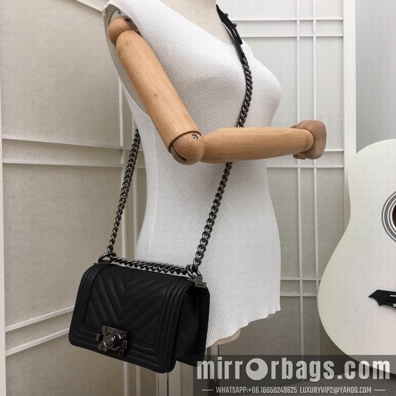1:1 Replica Chanel Bags 67085 20X12X7.5cm XMY 17