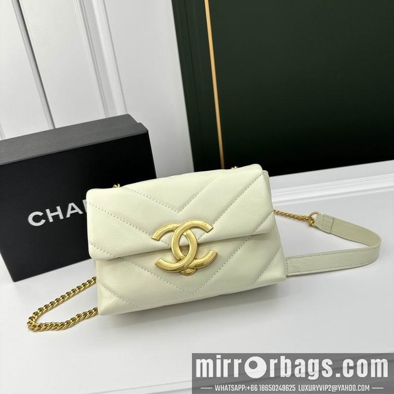 1:1 Replica Chanel Bags 6809 20X11X6cm YG 2