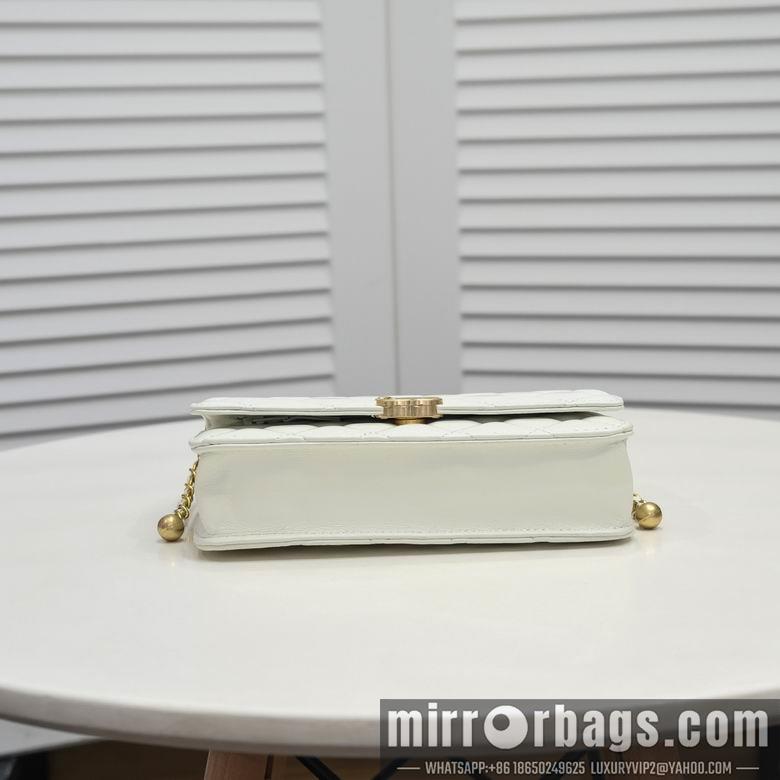 1:1 Replica Chanel Bags A33814-1  19X12X4cm WO