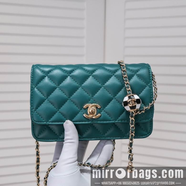 1:1 Replica Chanel Bags 33814 19X12X4.5cm WO 8