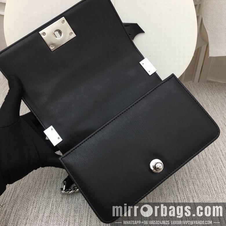 1:1 Replica Chanel Bags 67085 20X12X7.5cm XMY 12