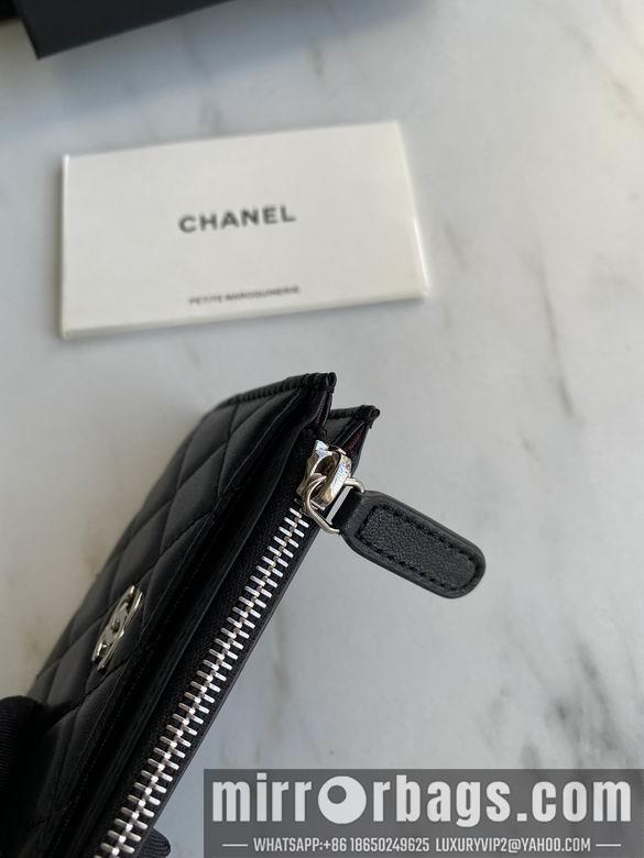 1:1 Replica Chanel Bags A84105 9X11.5cm YG 5