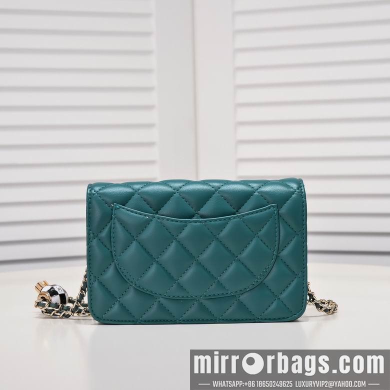 1:1 Replica Chanel Bags 33814 19X12X4.5cm WO 8