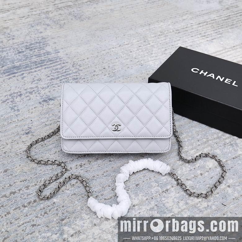 1:1 Replica Chanel Bags 33814 19cm YG 11