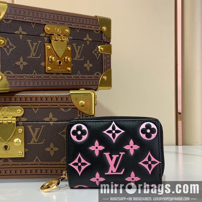 LV Replica Bags Clea m13829 11.5x8.5x2.2cm gf