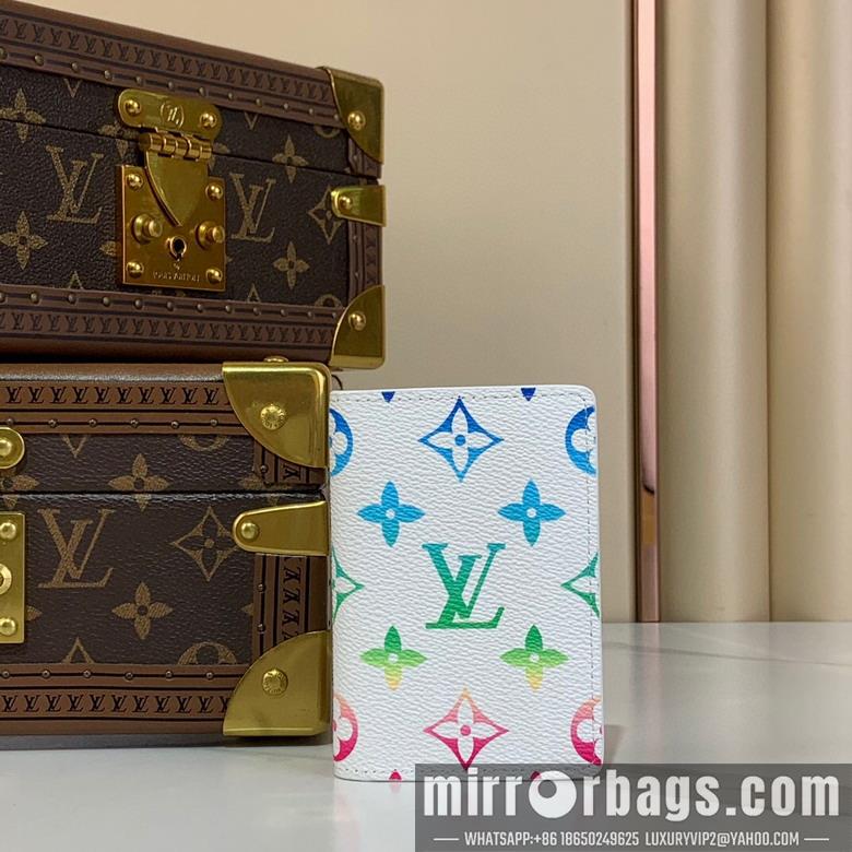 LV Replica Bags M13910 8x11x1cm gf