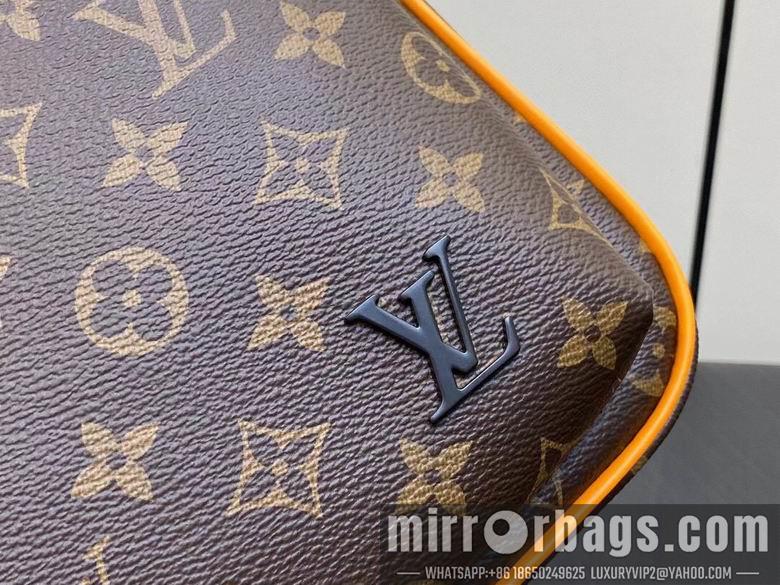 LV Replica Bags Avenue M46718 20x31x7cm gf