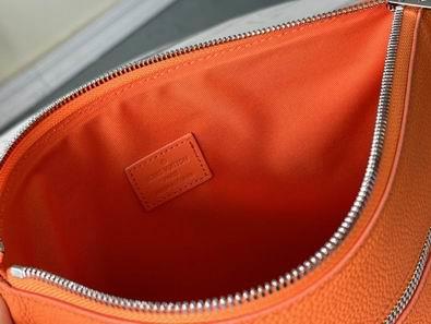 LV Replica Bags Aerogram M81029 30x22x5 cm gf