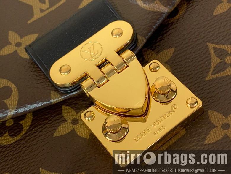 LV Replica Bags Trunkie m14526 16x8x27cm gf