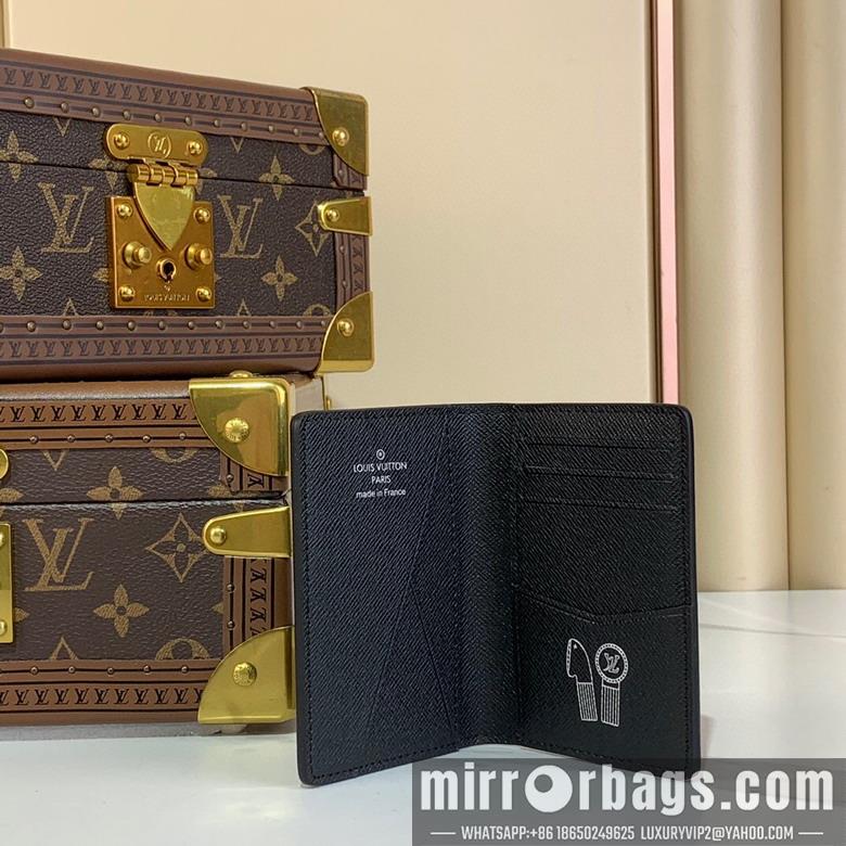 LV Replica Bags M13910 7.5x11.1x1cm gf