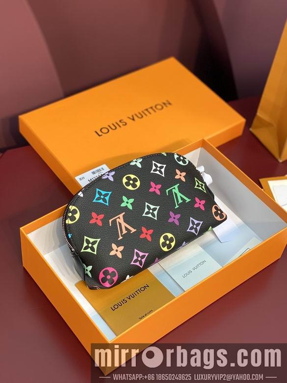 LV Replica Bags M13744 19X12X6cm