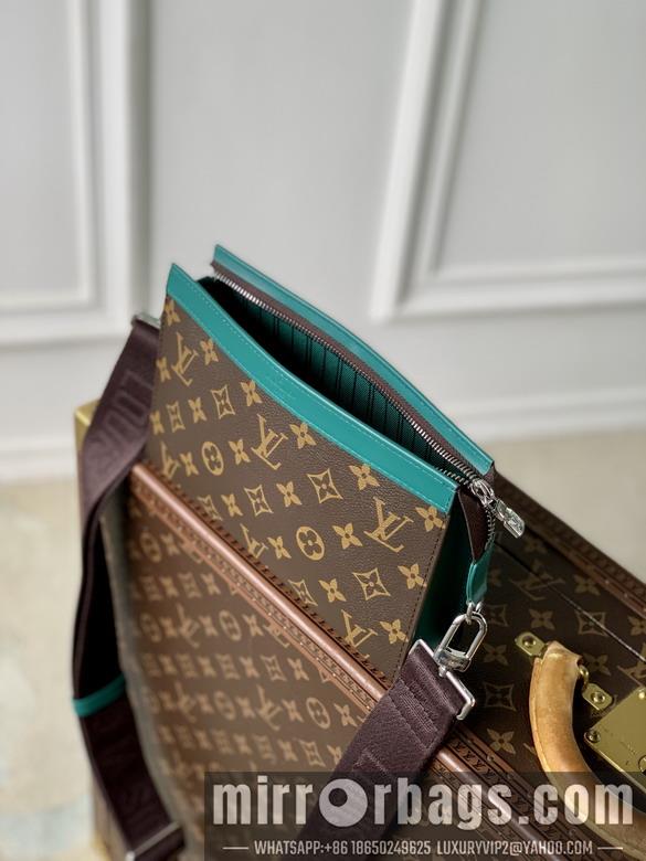 LV Replica Bags Alpha M81124 18.5x11x6.5cm gf2