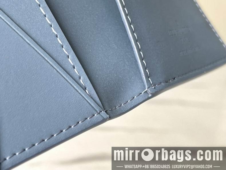 LV Replica Bags Aerogram M81028 8x11x1 cm gf